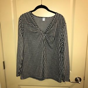 Old Navy Black Check Top